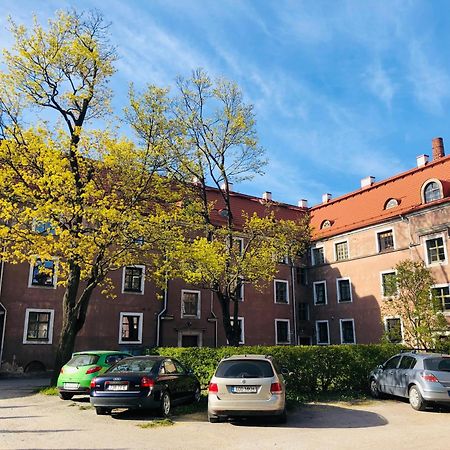Ferienwohnung Historic Charm - Cozy Nordic Retreat In Time-Honored Residency Reval Exterior foto